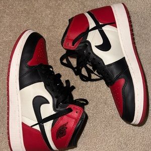 Jordan 1 Retro Bred Toe (GS)